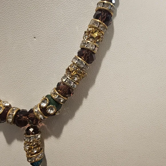Vintage,Rare & One of a Kind High Quality Multigem Chocker Necklace.